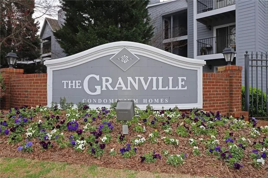 408 Granville CT, Sandy Springs, GA 30328