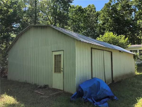 Braselton, GA 30517,5460 Pleasant Hill LN