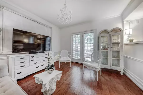Atlanta, GA 30342,70 Old Ivy RD NE #34