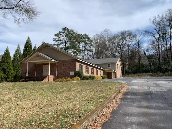 Sandy Springs, GA 30342,4795 Peachtree Dunwoody RD