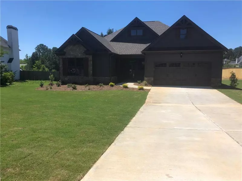 48 Brookstone LN, Dallas, GA 30157