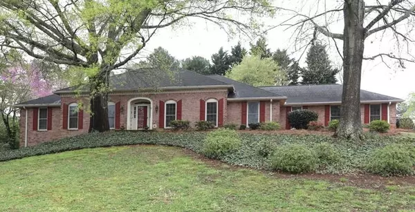 155 Hunters Ridge CT, Roswell, GA 30076