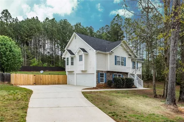 Douglasville, GA 30135,6650 Crest Wood LN