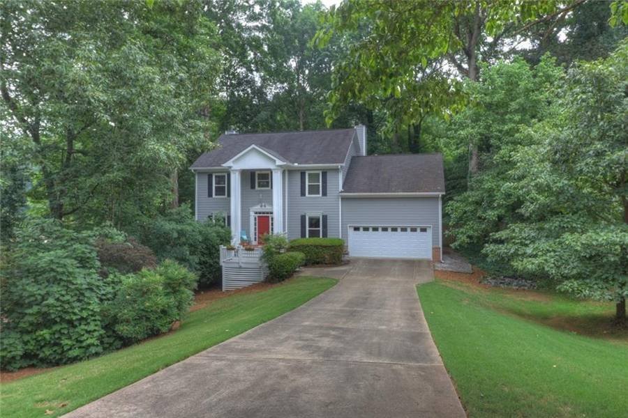 3663 Wassaw LN, Berkeley Lake, GA 30096