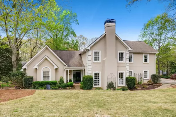300 Banyon Brook PT, Roswell, GA 30076