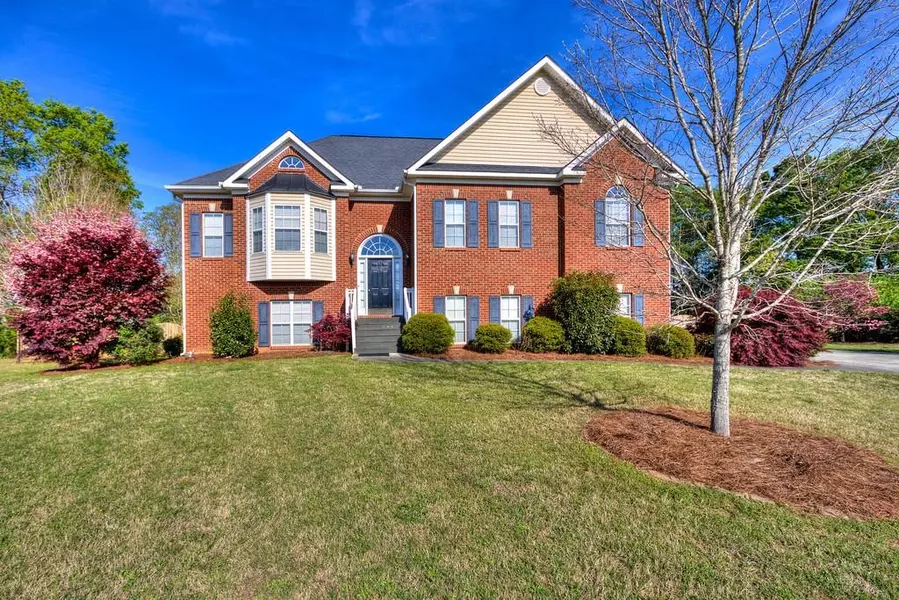 41 Red Fox TRL, Euharlee, GA 30145