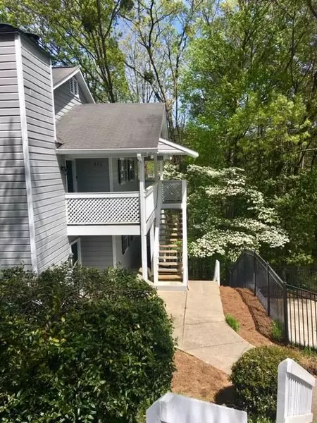 806 Vicksburg PL #806, Atlanta, GA 30350