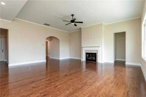 Holly Springs, GA 30115,202 Fieldbrook XING