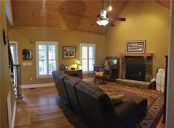 Ellijay, GA 30540,413 Sexton CIR