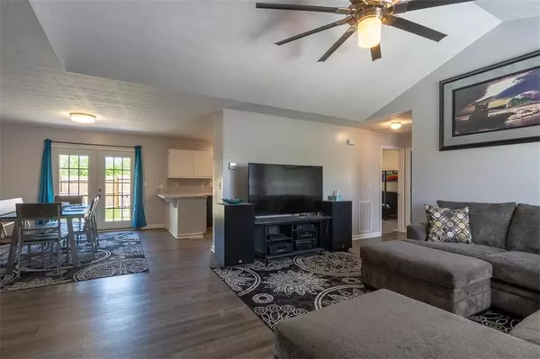 Lula, GA 30554,6558 3rd ST