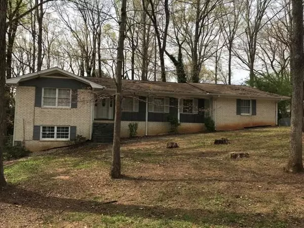 3162 Roseheath LN, Lithonia, GA 30038