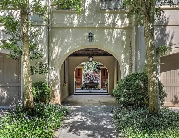 Atlanta, GA 30342,63 W Wieuca RD NE #4