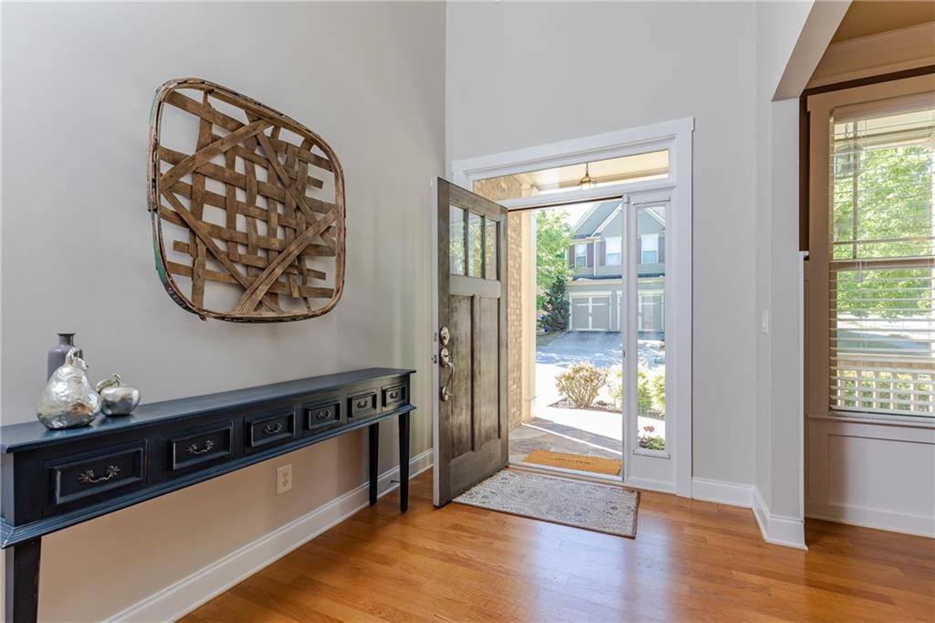 Atlanta, GA 30318,2046 Village Crest DR NW