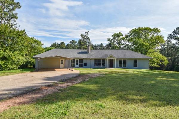 190 EMBER DR NE, Lavonia, GA 30553