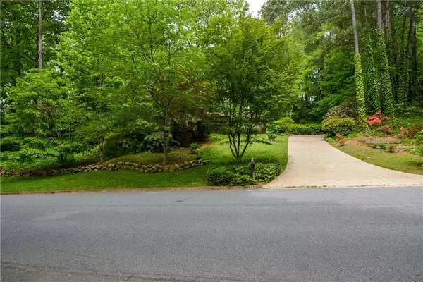 Sandy Springs, GA 30350,9870 Huntcliff TRCE