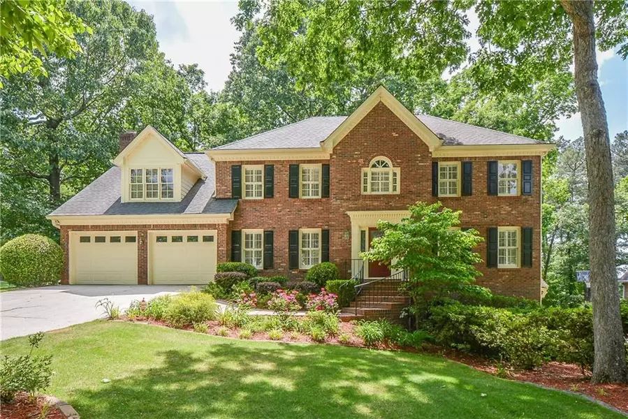 2554 Bridgewood LN, Snellville, GA 30078