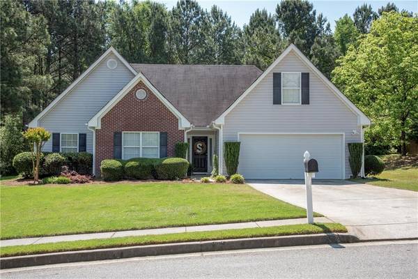 1319 Sierra Ridge PL, Loganville, GA 30052