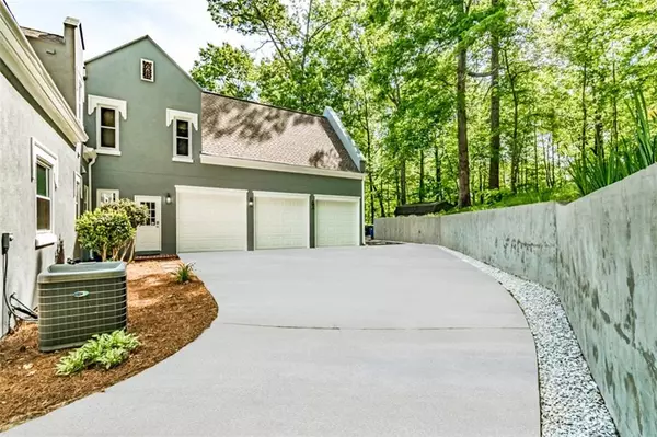 Suwanee, GA 30024,137 Timberlost TRL