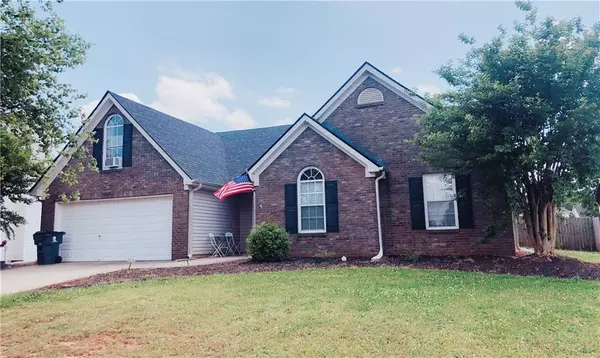 5004 Yankee Doodle DR, Mcdonough, GA 30252