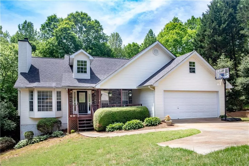 Flowery Branch, GA 30542,6338 Clearbrook DR