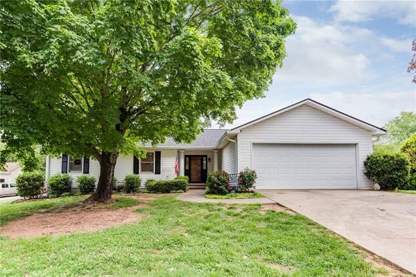 4002 Summit Chase, Gainesville, GA 30506