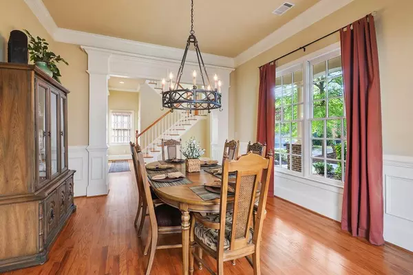 Decatur, GA 30033,908 Manor Parc DR