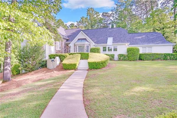 255 Boulder DR, Roswell, GA 30075