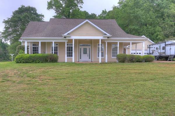 408 Cabin Creek RD, Commerce, GA 30529