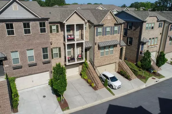 108 Brindle LN, Alpharetta, GA 30009