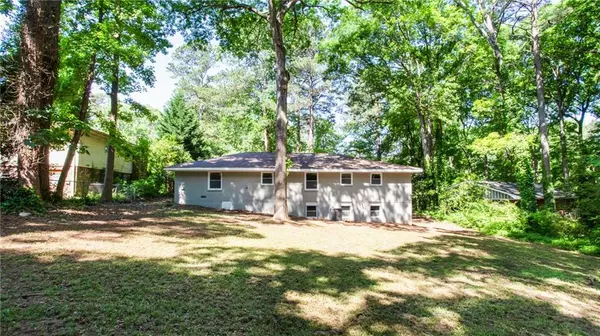 Tucker, GA 30084,1642 Camelot CIR