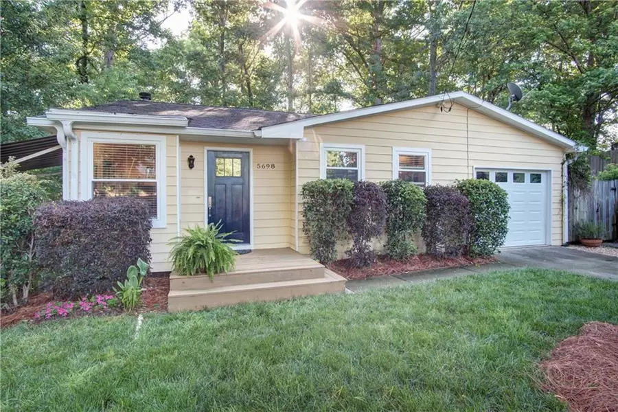 5698 Woodvalley TRCE, Norcross, GA 30071