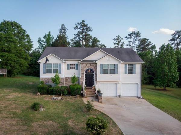 85 Shadowbrook DR, Covington, GA 30016