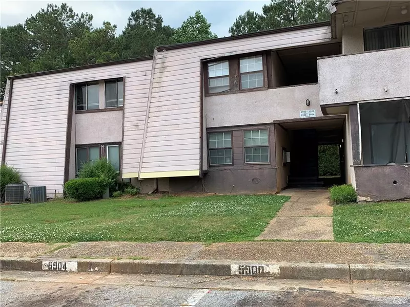 5904 Sutcliff SQ, Lithonia, GA 30058