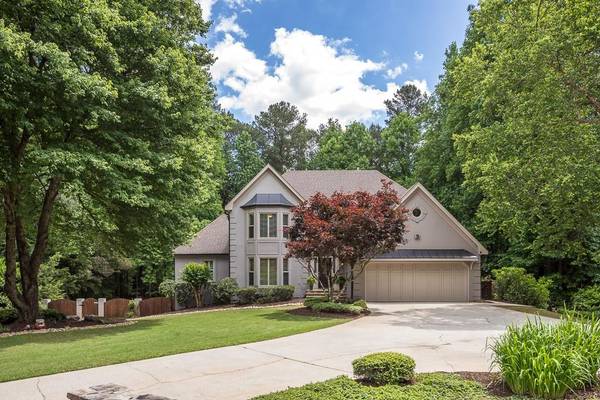 1855 Redbourne DR, Sandy Springs, GA 30350