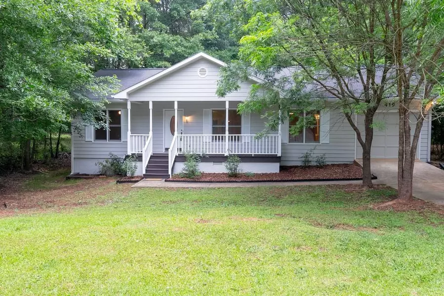 419 RIVER CHASE DR, Athens, GA 30605