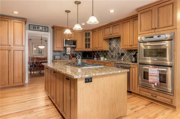 Roswell, GA 30075,4332 N Smoke Ridge CT NE