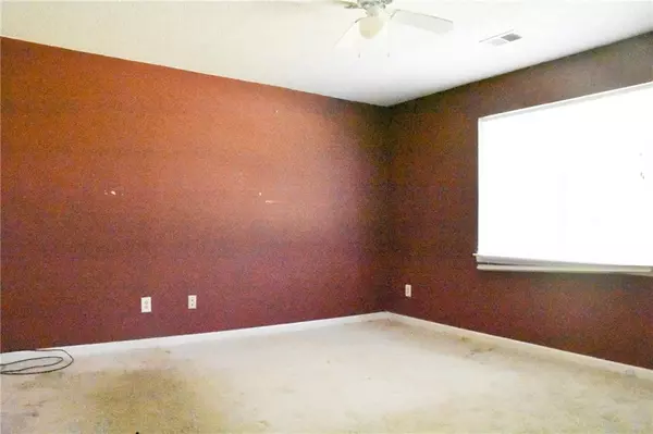 Lithonia, GA 30058,6658 Swift Creek RD