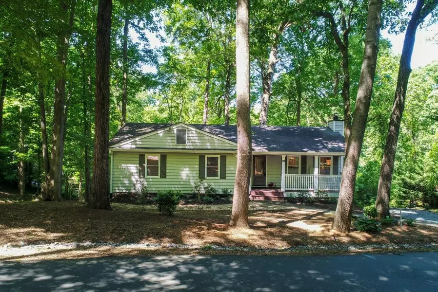 119 Cedar ST, Roswell, GA 30075