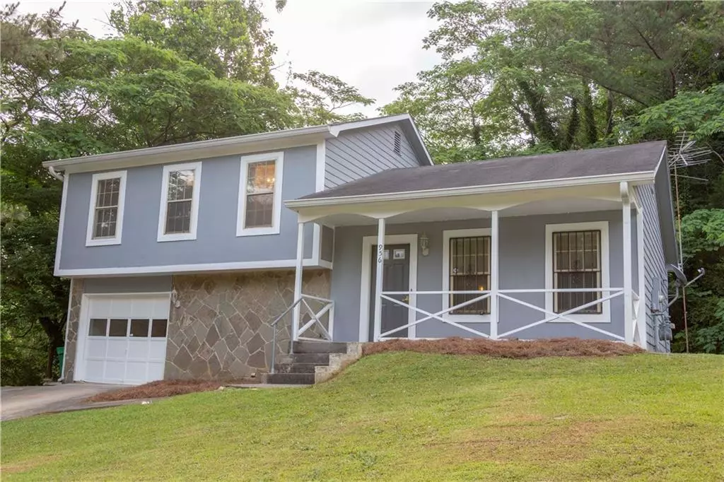 Stone Mountain, GA 30083,956 ROMER PL