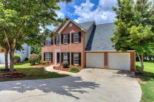 6330 Carriage XING, Stone Mountain, GA 30087