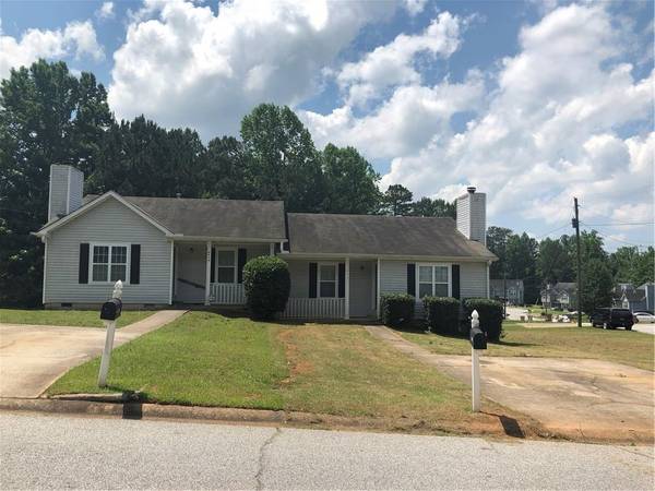 8428 Moultrie DR, Jonesboro, GA 30238