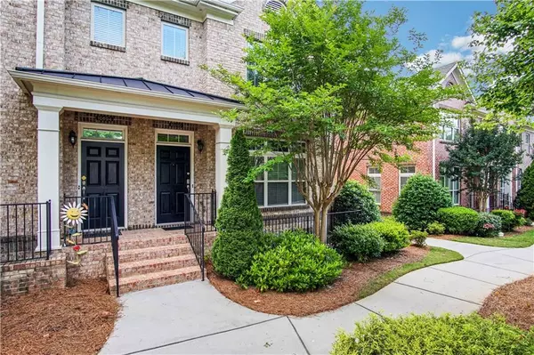 10690 Weir WAY, Alpharetta, GA 30022