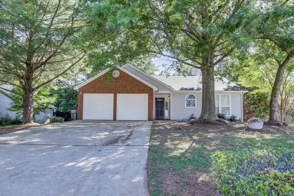 2372 INVERLOCH CIR, Duluth, GA 30096