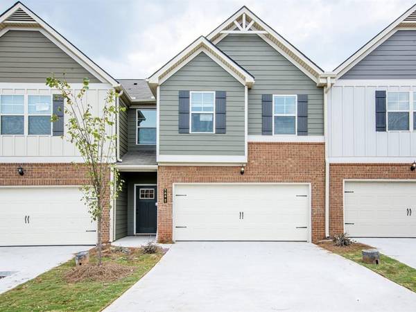 1084 McConaughy CT, Mcdonough, GA 30253