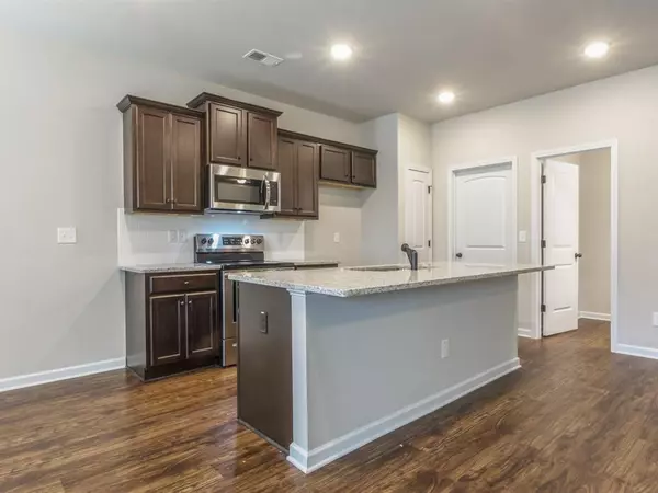 Mcdonough, GA 30253,1116 McConaughy CT