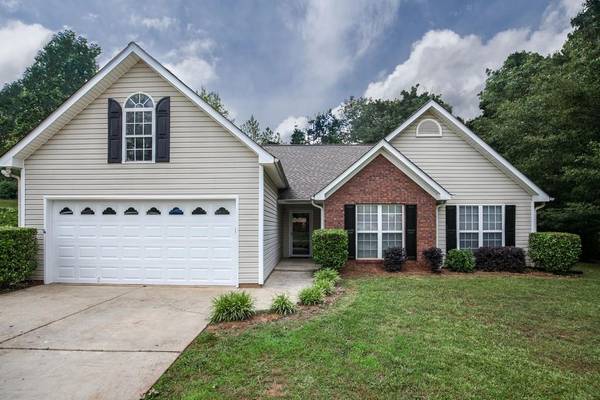 733 Creek View DR, Hoschton, GA 30548