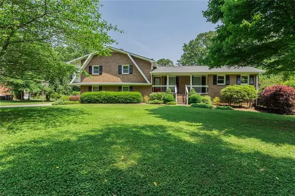 3316 Fawn TRL, Marietta, GA 30066