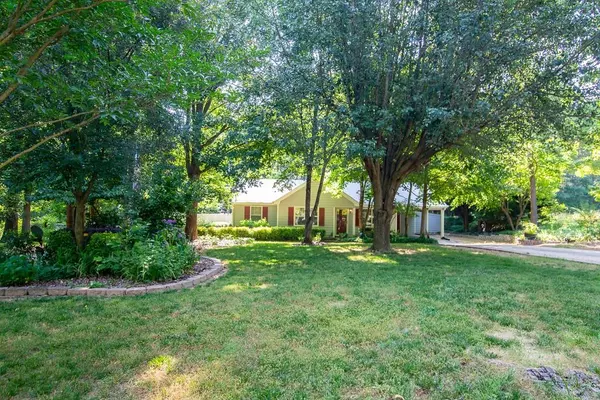 Winder, GA 30680,211 Brooks LN