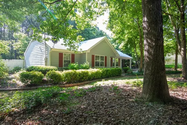 Winder, GA 30680,211 Brooks LN