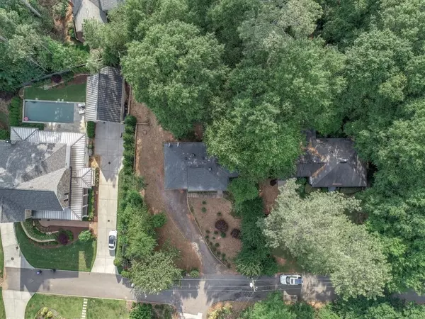 Roswell, GA 30075,1116 Long CIR